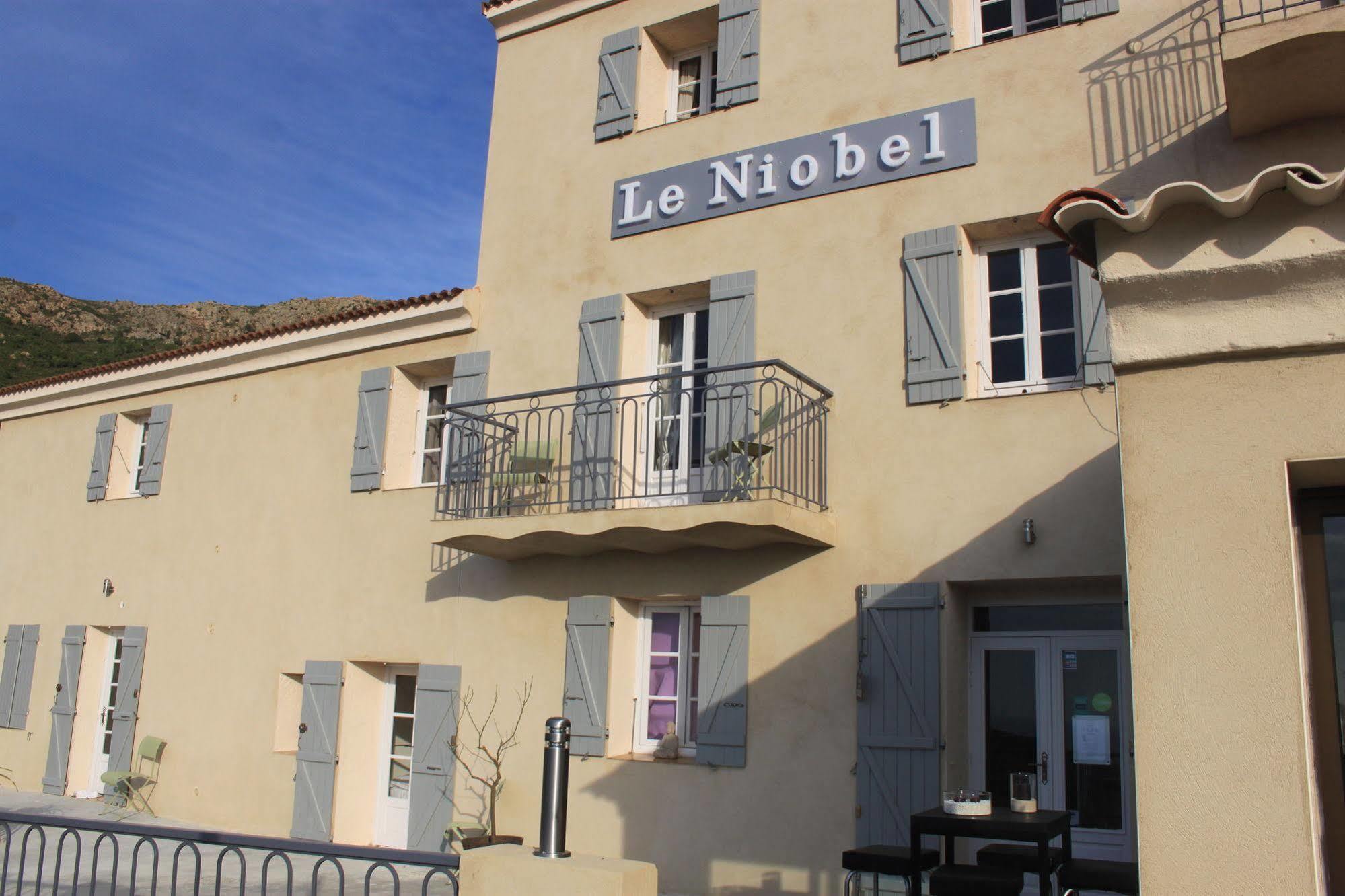 Hôtel Le Niobel Belgodère Buitenkant foto